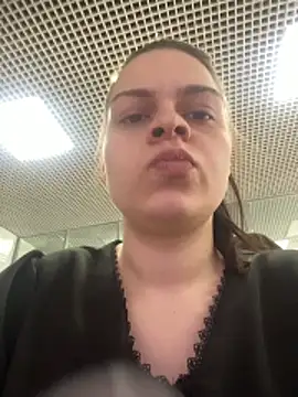 Dona Mafia online show from April 27, 2026, 2:09 am