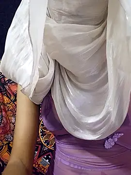 Sachi girl001 online show from November 14, 2025, 4:21 pm