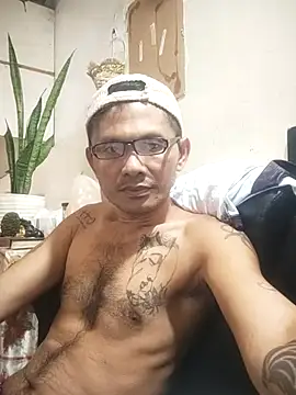 Snapshot of Vondaks chatting on November 10, 2025, 5:01 am Vondaks online show from November 10, 2025, 5:01 am