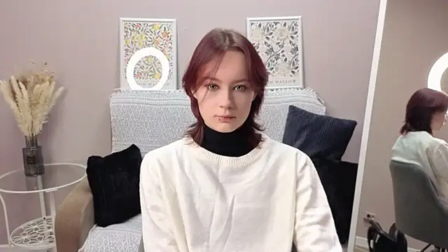 Annie Way online show from November 12, 2025, 7:34 am