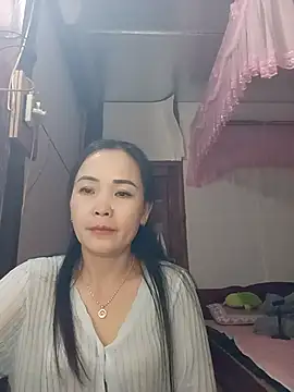 Feeling-hot online show from February 21, 2026, 1:46 pm