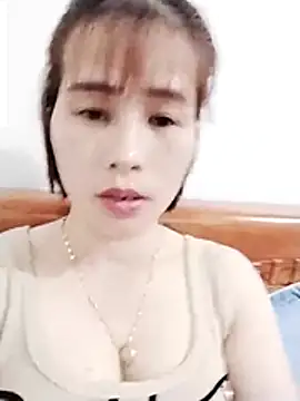 Swan-white123 online show from December 4, 2025, 1:10 pm