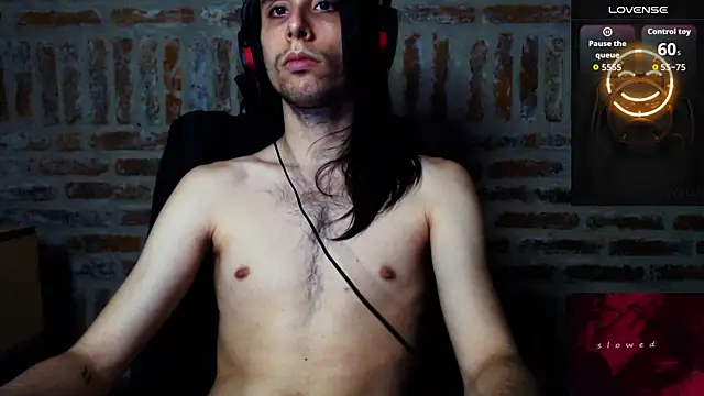 Snapshot of CaramelToy chatting on January 10, 2026, 4:52 am CaramelToy online show from January 10, 2026, 4:52 am