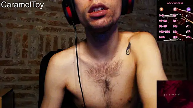 Snapshot of CaramelToy chatting on February 18, 2026, 6:15 pm CaramelToy online show from February 18, 2026, 6:15 pm