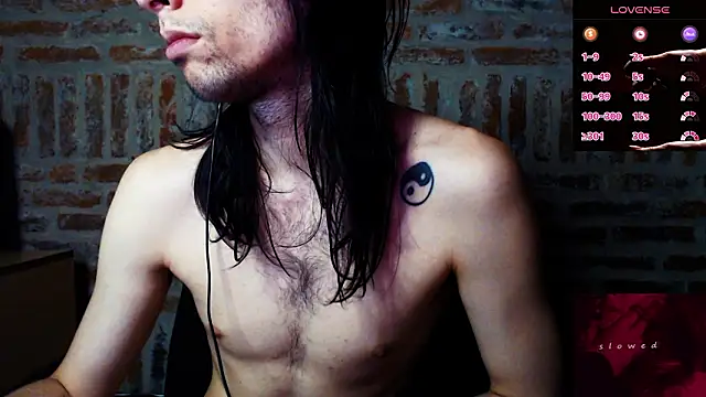 Snapshot of CaramelToy chatting on January 15, 2026, 8:56 pm CaramelToy online show from January 15, 2026, 8:56 pm