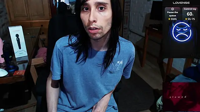 Snapshot of CaramelToy chatting on November 15, 2025, 4:16 am CaramelToy online show from November 15, 2025, 4:16 am