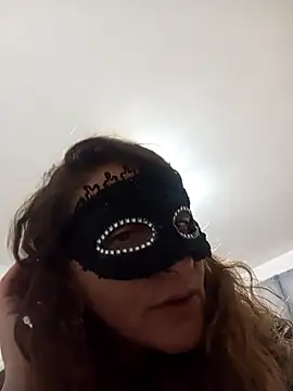 Snapshot of Giorgia13 chatting on November 13, 2025, 9:08 pm Giorgia13 online show from November 13, 2025, 9:08 pm