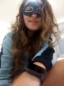 Snapshot of Giorgia13 chatting on December 2, 2025, 7:59 pm Giorgia13 online show from December 2, 2025, 7:59 pm