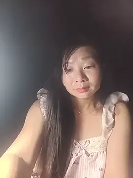 vangkt-cute online show from July 15, 2026, 8:38 pm