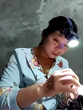 vangkt-cute online show from March 4, 2026, 6:48 pm