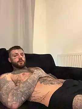 magicmichaell online show from March 31, 2026, 9:44 am