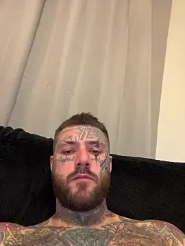 magicmichaell online show from April 1, 2026, 12:28 pm