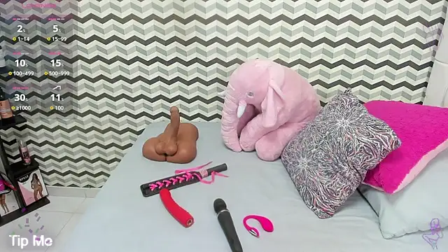 DENIS DALLAS online show from April 12, 2026, 4:32 pm