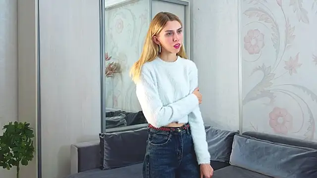 Snapshot of DriftLure chatting on November 15, 2025, 1:15 pm DriftLure online show from November 15, 2025, 1:15 pm