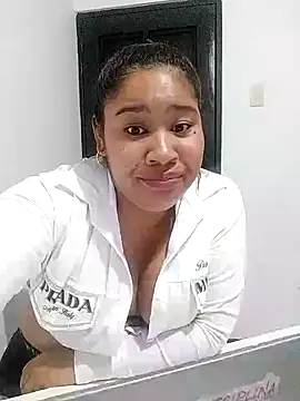 Sarahy- online show from November 23, 2025, 5:39 am