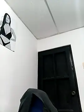 Sarahy- online show from November 14, 2025, 11:19 pm