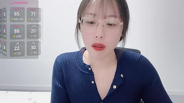 suisui322 online show from December 18, 2025, 2:21 pm