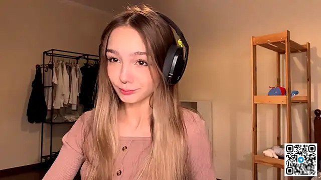 HoaPatton online show from November 28, 2025, 11:32 am