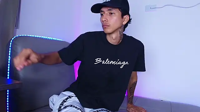 D3mon cock online show from December 4, 2025, 6:34 am