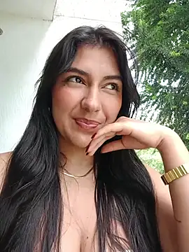 ViolettaWalton1 online show from June 12, 2026, 2:37 pm