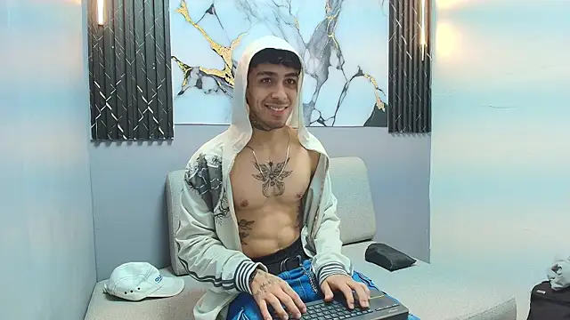 Aethon noir online show from November 12, 2025, 1:59 pm