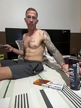 Lucasjandre online show from February 11, 2026, 8:31 pm