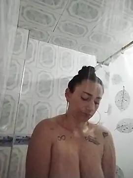 Snapshot of Samantha_curvy1 chatting on December 19, 2025, 7:16 pm Samantha curvy1 online show from December 19, 2025, 7:16 pm