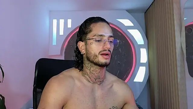 Alanrodgers online show from November 22, 2025, 10:25 am