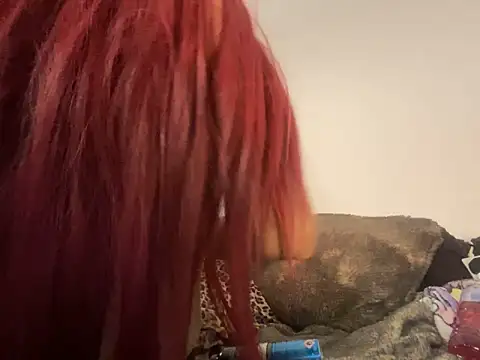 babygirltiti online show from April 16, 2026, 9:39 pm