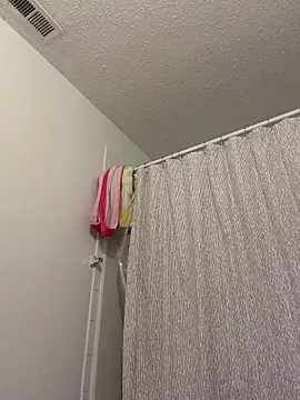 Ashleythelatina online show from June 30, 2026, 1:44 pm