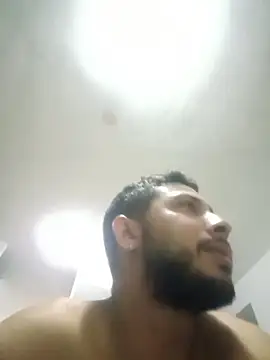 Snapshot of MAX_Jhonnson chatting on November 14, 2025, 7:01 am MAX Jhonnson online show from November 14, 2025, 7:01 am