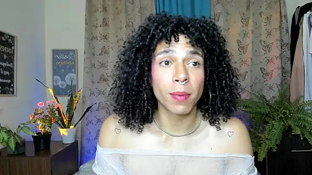 Snapshot of Angel_White25 chatting on January 31, 2026, 11:25 pm Angel White25 online show from January 31, 2026, 11:25 pm