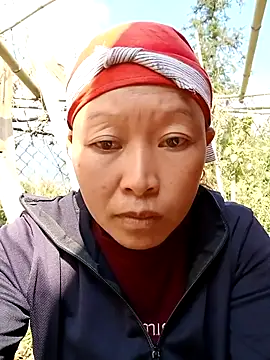 girl-hot2x online show from January 17, 2026, 5:33 am