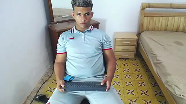 mathews    online show from December 20, 2025, 3:09 am