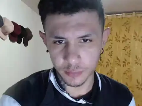 Snapshot of damiansexyboy69 chatting on November 12, 2025, 4:49 am damiansexyboy69 online show from November 12, 2025, 4:49 am