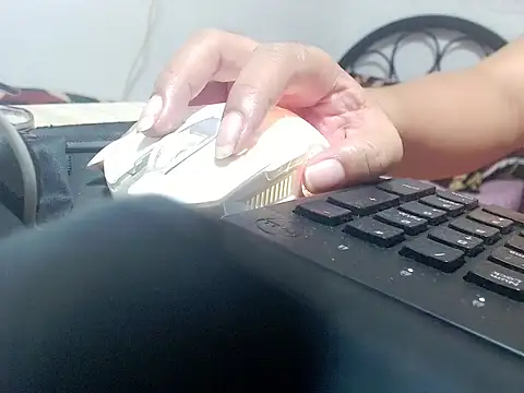 SKINNYMONSTERCOCK online show from November 26, 2025, 12:32 am