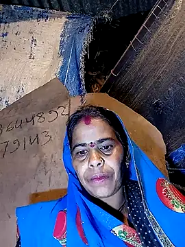 Neetujk online show from December 18, 2025, 6:34 pm