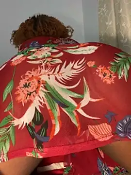 Snapshot of MaskedMuseXXX chatting on February 18, 2026, 8:49 pm MaskedMuseXXX online show from February 18, 2026, 8:49 pm