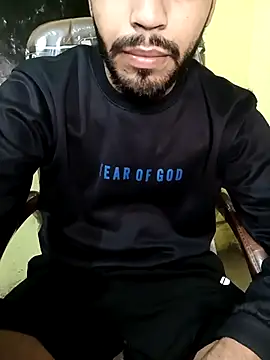 Snapshot of hotyyyyjonny chatting on February 19, 2026, 2:19 am hotyyyyjonny online show from February 19, 2026, 2:19 am