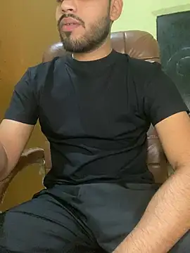 hotyyyyjonny online show from April 17, 2026, 4:59 am