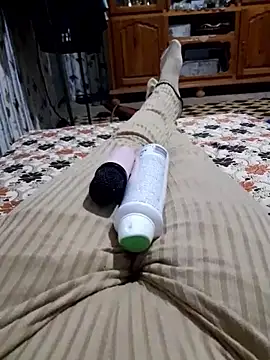 Snapshot of Tota_sexi chatting on February 26, 2026, 11:21 am Tota sexi online show from February 26, 2026, 11:21 am