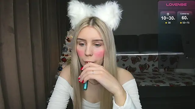 Olivia1Taylor1 online show from December 19, 2025, 9:44 am