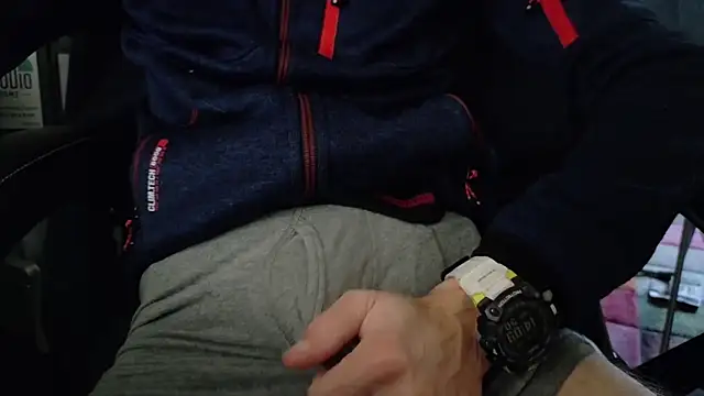 Chrisatmiami online show from February 12, 2026, 1:11 pm