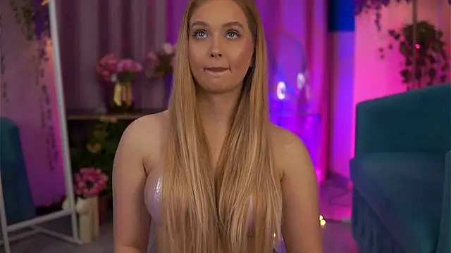 ElyssawetXX online show from December 3, 2025, 7:46 pm