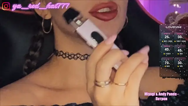 -RED HAT- online show from November 23, 2025, 5:01 pm