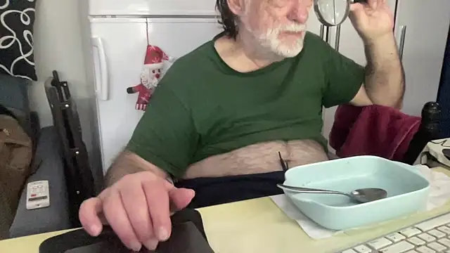 coach-karl online show from December 18, 2025, 11:58 am