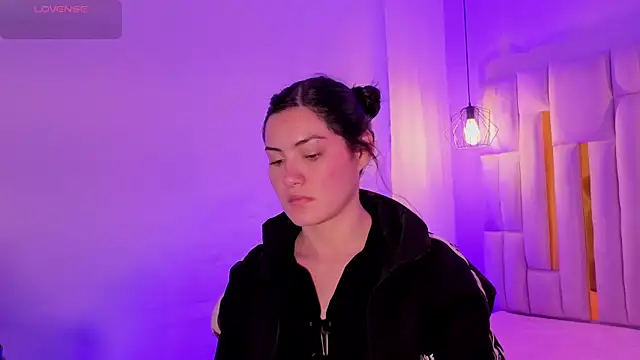 Snapshot of Brandy_collinss chatting on February 5, 2026, 8:43 am Brandy collinss online show from February 5, 2026, 8:43 am