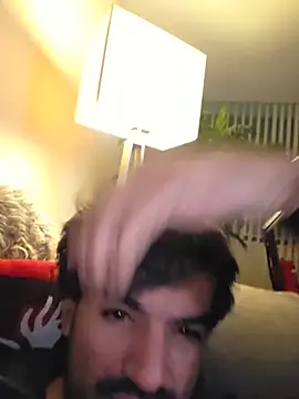 piggylatino online show from December 20, 2025, 11:51 pm