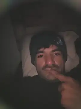 piggylatino online show from December 17, 2025, 5:23 am