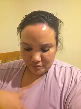 Curvy-Nthabi X online show from November 11, 2025, 7:41 pm